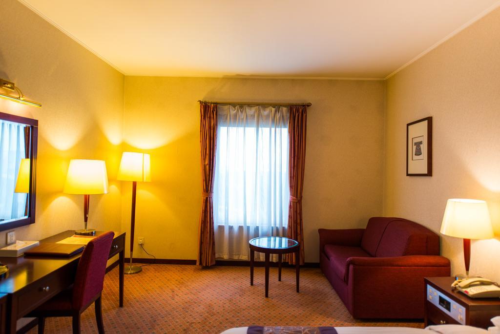 Shanghai International Airport Hotel エクステリア 写真